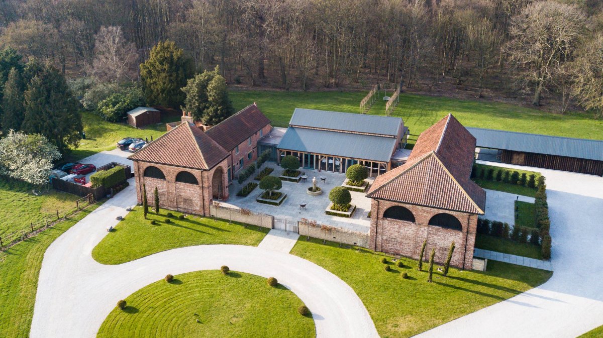 Hazel Gap Barn wedding venue