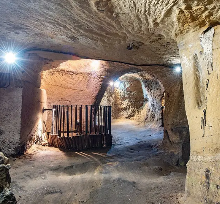 Underground sandstone caves in Nottingham